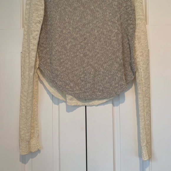 John + Jenn Sweater - Picture 6 of 8